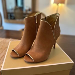 Michael Kors Harper Bootie Khaki